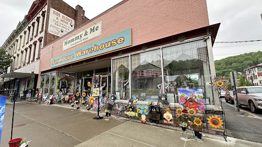Mommy & Me Consignments